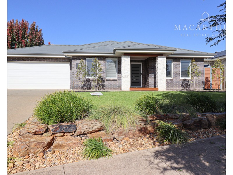 25 Watson Boulevard, Wagga Wagga NSW 2650