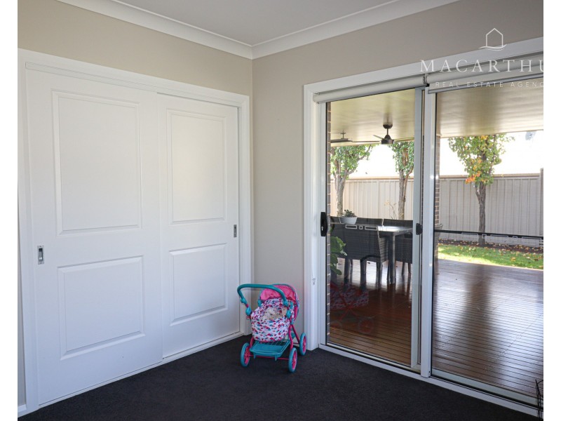 25 Watson Boulevard, Wagga Wagga NSW 2650