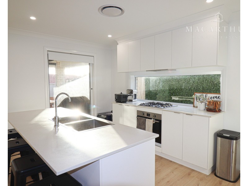 73 Jumbuck Drive, Gobbagombalin NSW 2650