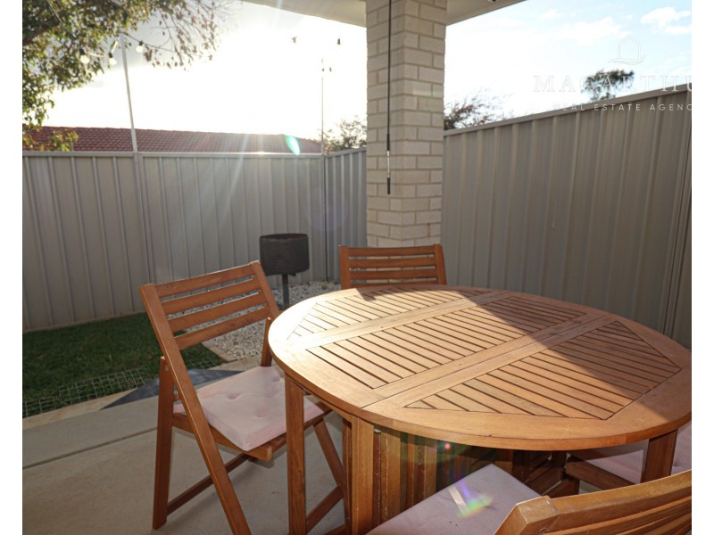 73 Jumbuck Drive, Gobbagombalin NSW 2650