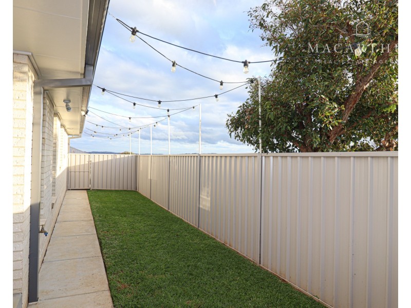 73 Jumbuck Drive, Gobbagombalin NSW 2650