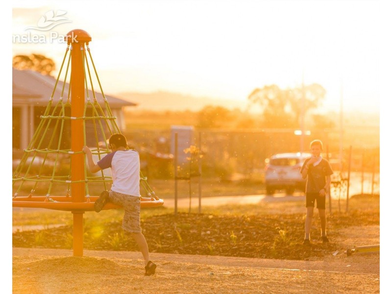 230 Moonah Street, Forest Hill NSW 2651