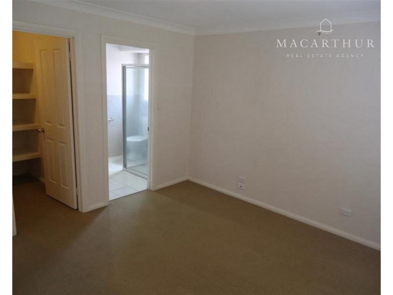 14 Allunga Street, Glenfield Park NSW 2650