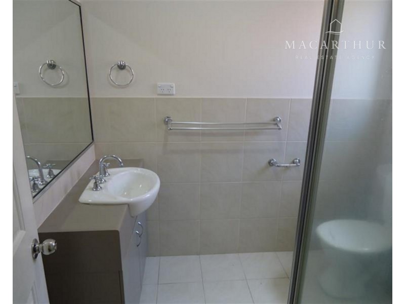 14 Allunga Street, Glenfield Park NSW 2650