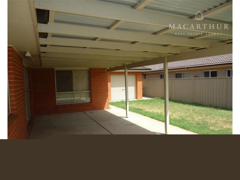 14 Allunga Street, Glenfield Park NSW 2650