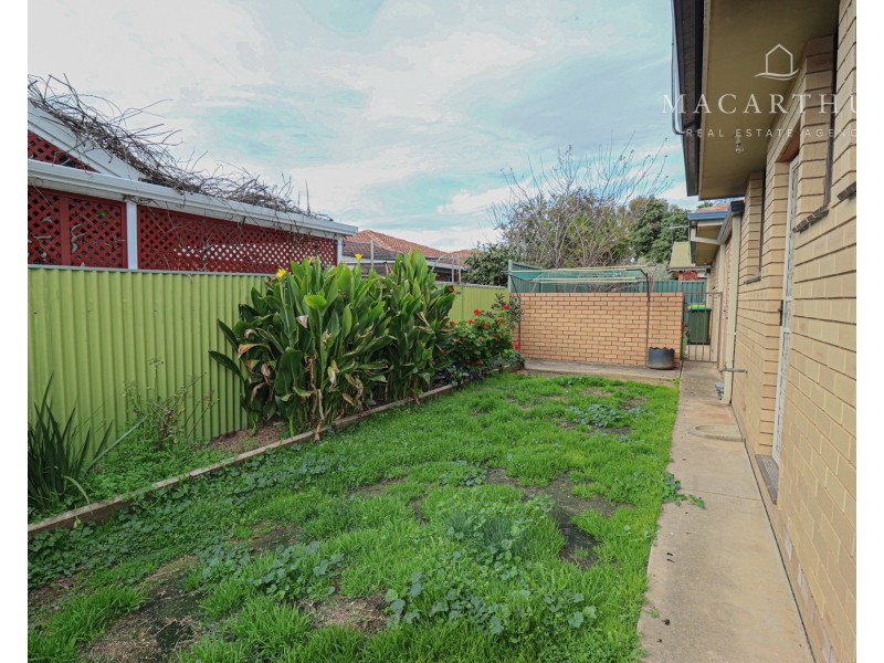 2/10 Kokoda Street, Ashmont NSW 2650