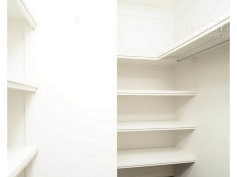 1 Goonawarra Street, Gobbagombalin NSW 2650