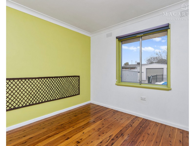 7 Martin Street, Tolland NSW 2650