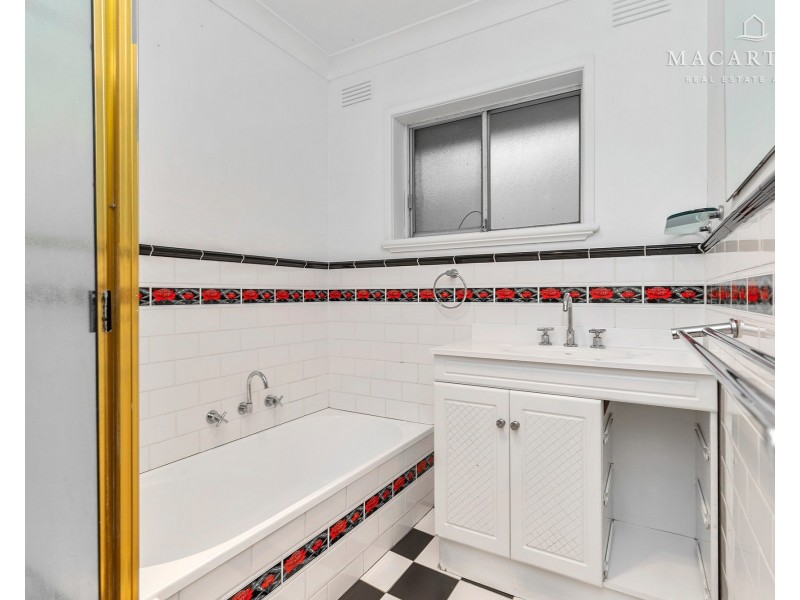7 Martin Street, Tolland NSW 2650