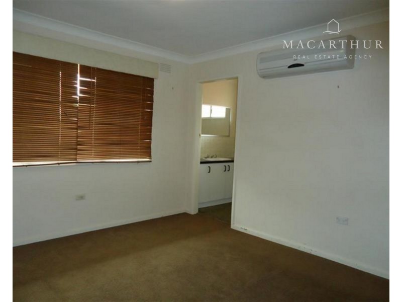 83 Raye Street, Tolland NSW 2650