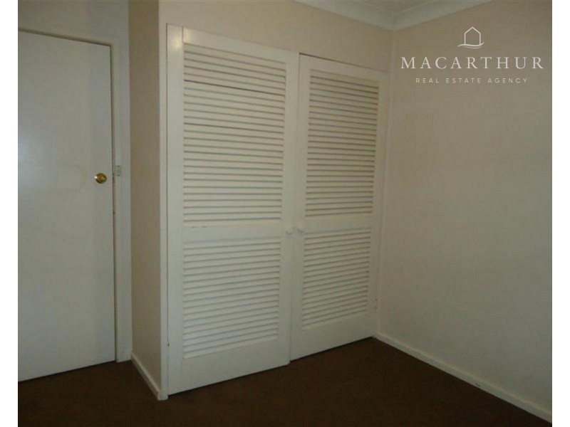 83 Raye Street, Tolland NSW 2650