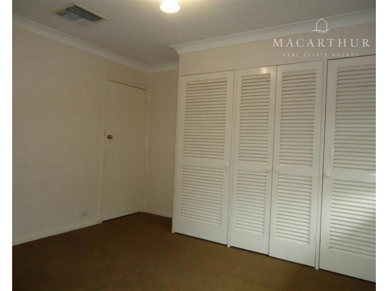 83 Raye Street, Tolland NSW 2650