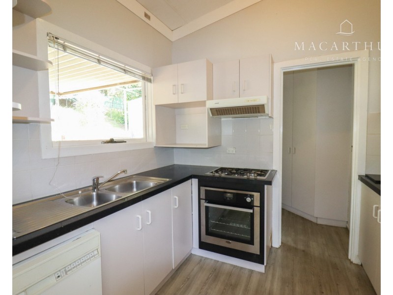 22 Warrawong Street, Kooringal NSW 2650