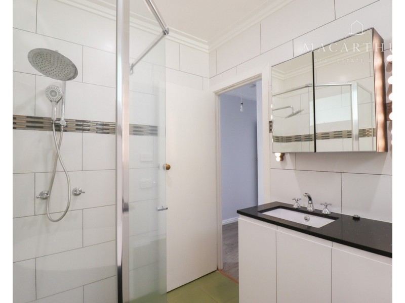 22 Warrawong Street, Kooringal NSW 2650