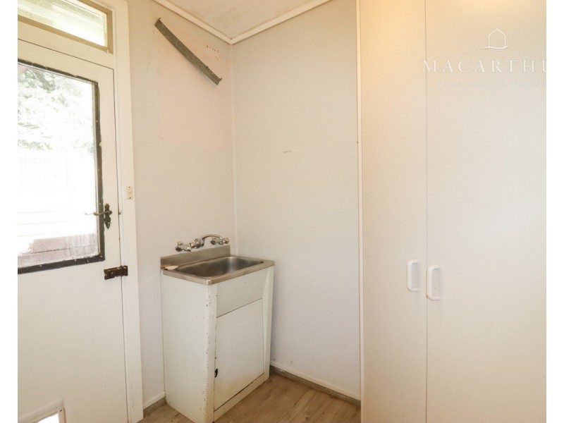 22 Warrawong Street, Kooringal NSW 2650
