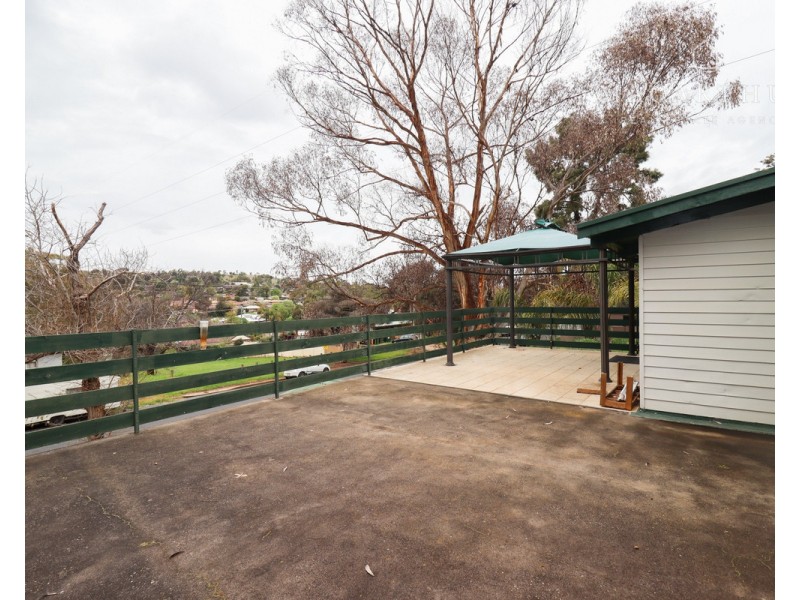 22 Warrawong Street, Kooringal NSW 2650