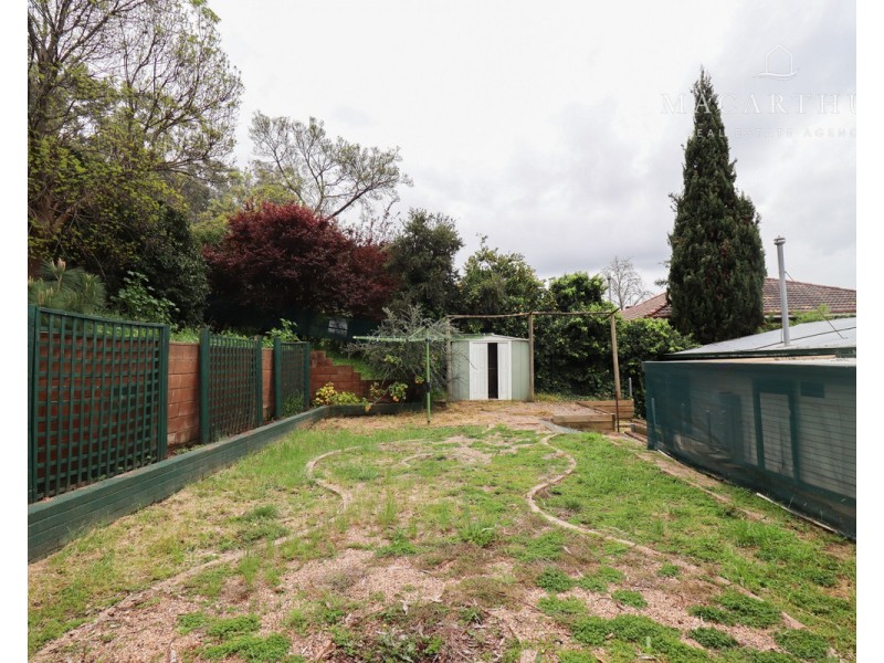 22 Warrawong Street, Kooringal NSW 2650