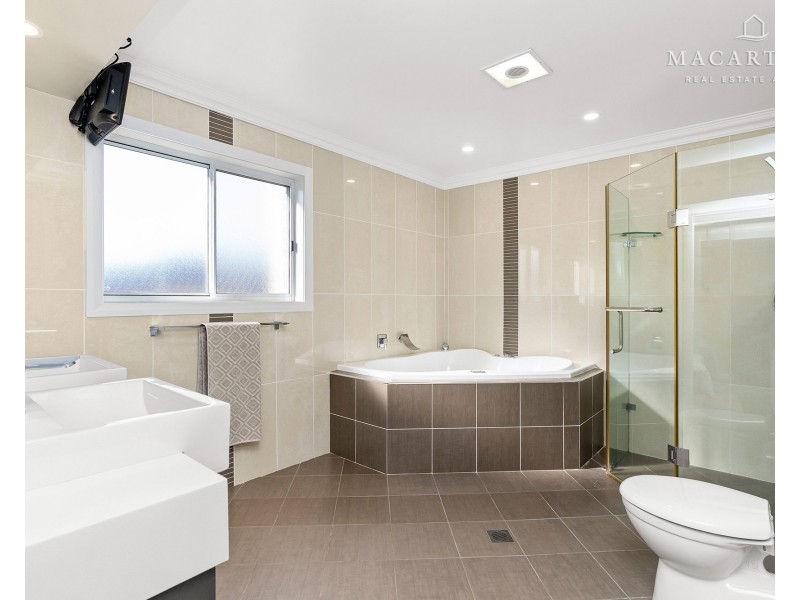6 Wombeyan Place, Tatton NSW 2650