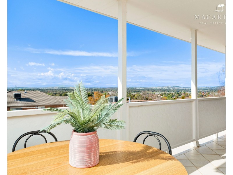 6 Wombeyan Place, Tatton NSW 2650