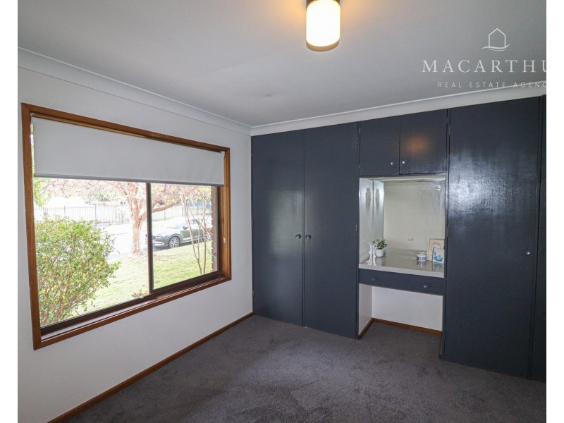 28 Banks Avenue, Kooringal NSW 2650