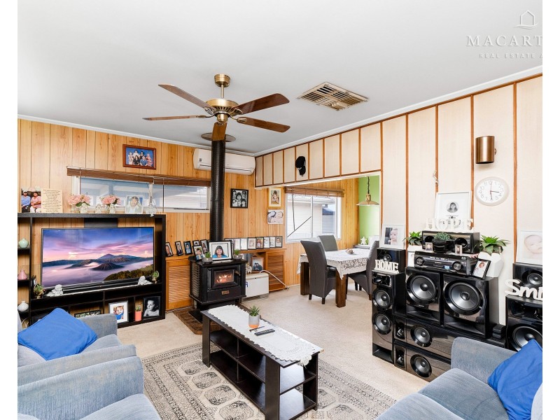 17 Montgomery Street, Ashmont NSW 2650