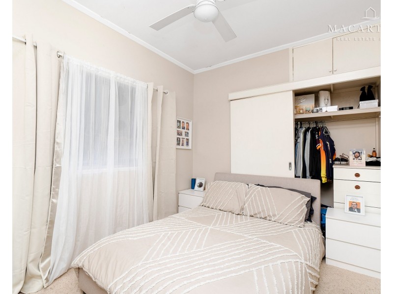 17 Montgomery Street, Ashmont NSW 2650