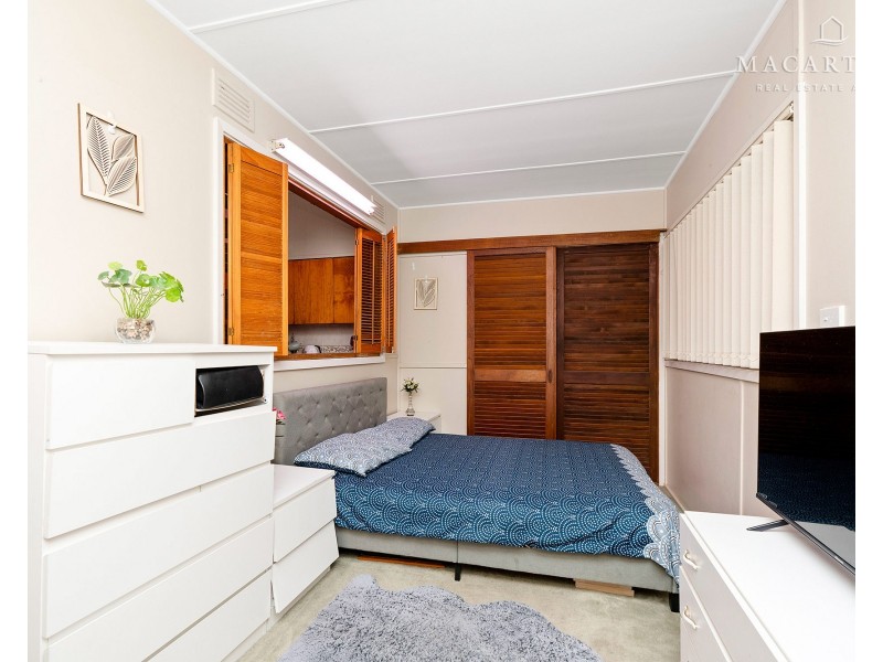 17 Montgomery Street, Ashmont NSW 2650