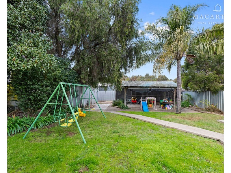 17 Montgomery Street, Ashmont NSW 2650