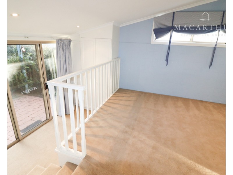 72 Bourke Street, Turvey Park NSW 2650
