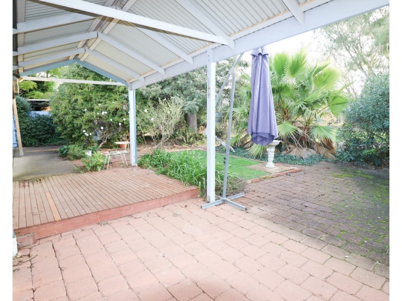 72 Bourke Street, Turvey Park NSW 2650