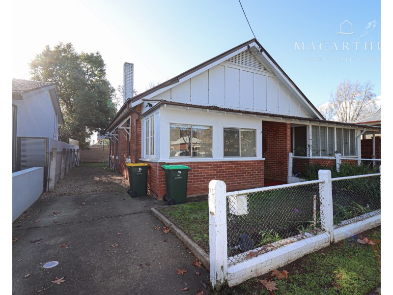 13 Freer Street, Wagga Wagga NSW 2650