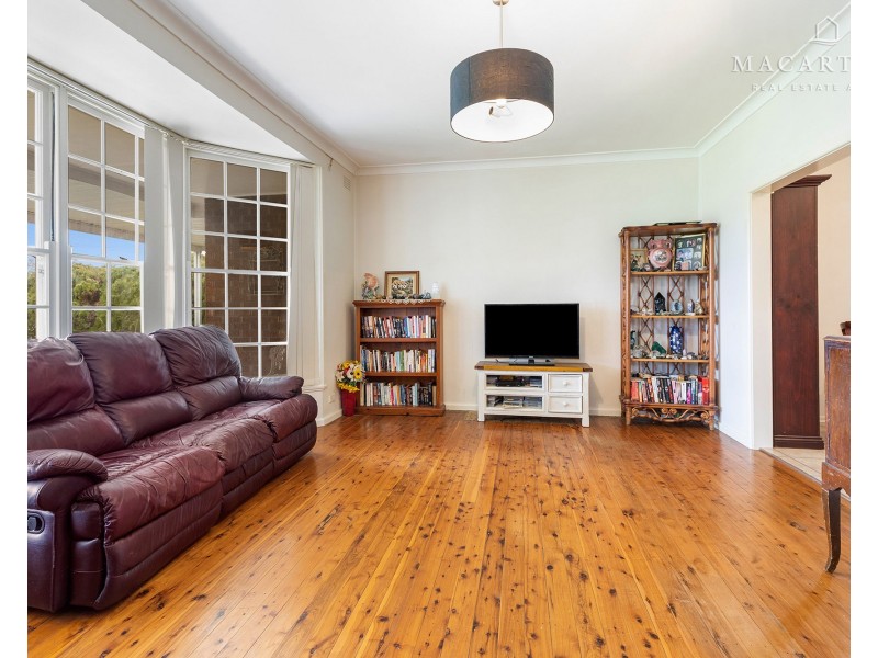 19 Karen Street, Tolland NSW 2650