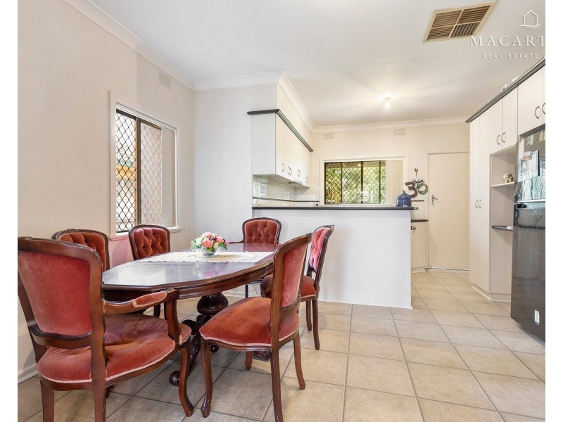 19 Karen Street, Tolland NSW 2650