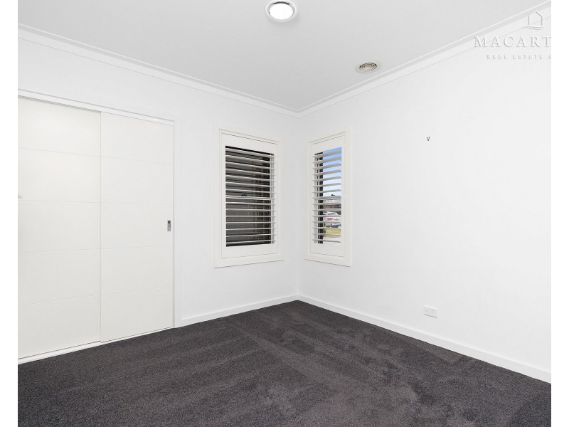 7 Morris Crescent, Gobbagombalin NSW 2650