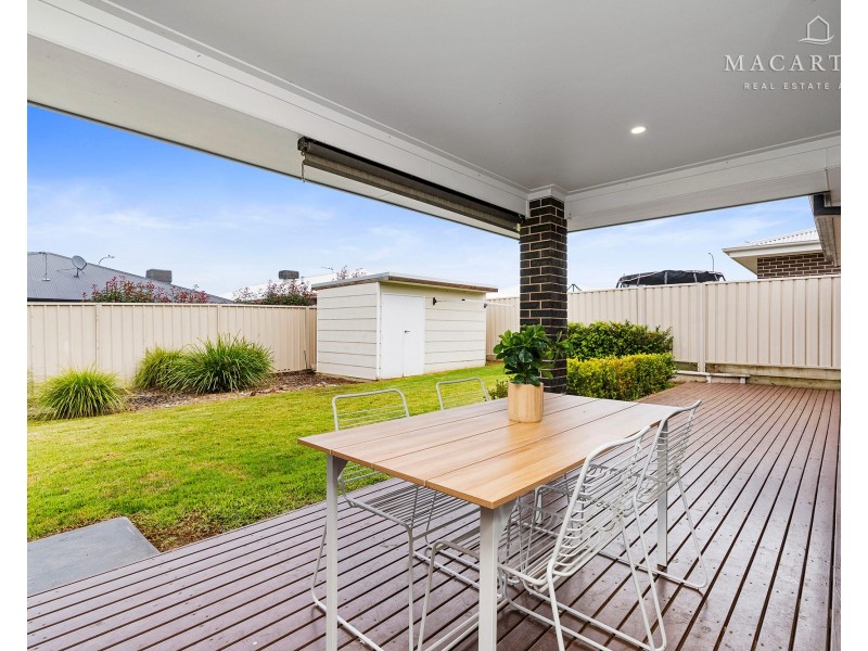 7 Morris Crescent, Gobbagombalin NSW 2650