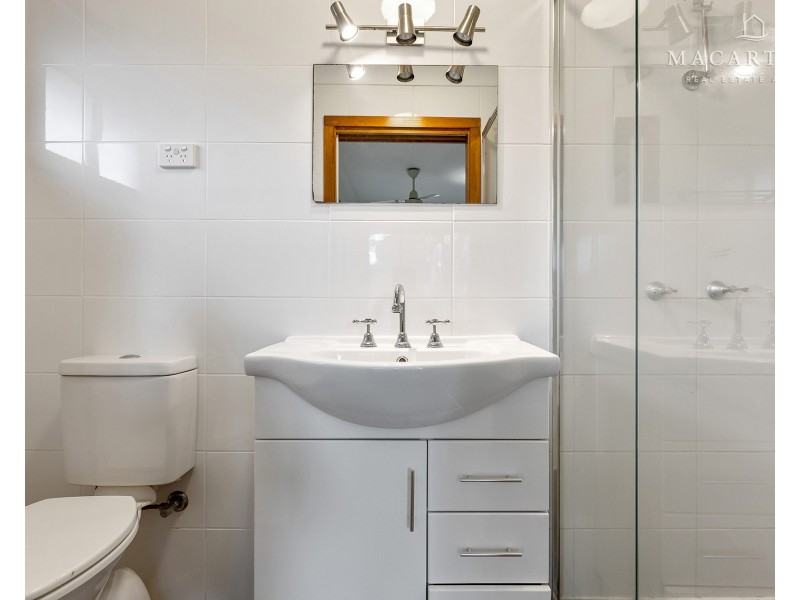 60 Graham Street, Lake Albert NSW 2650