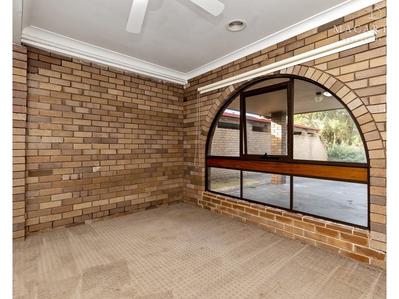 60 Graham Street, Lake Albert NSW 2650