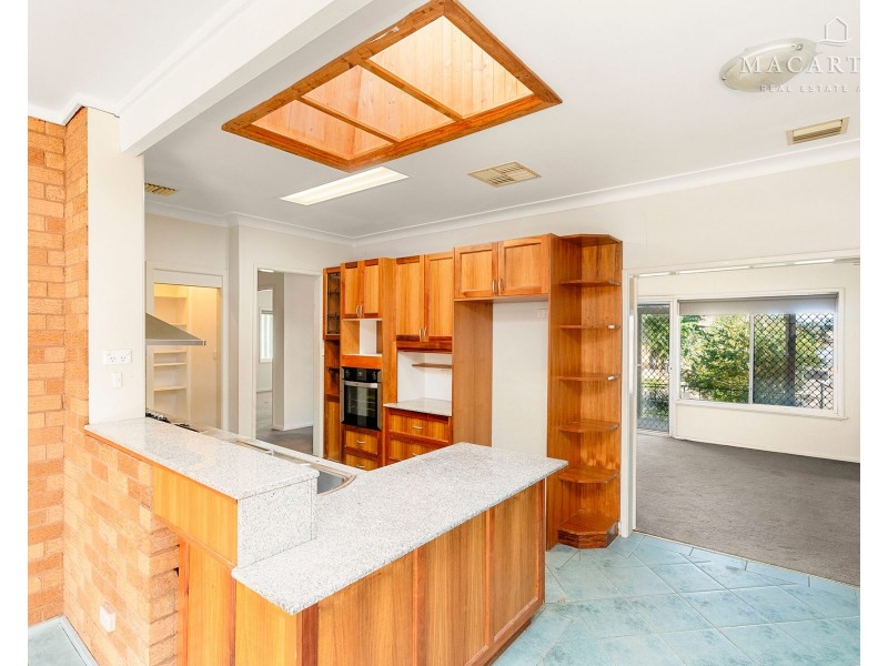 20 Willow Street, Kooringal NSW 2650