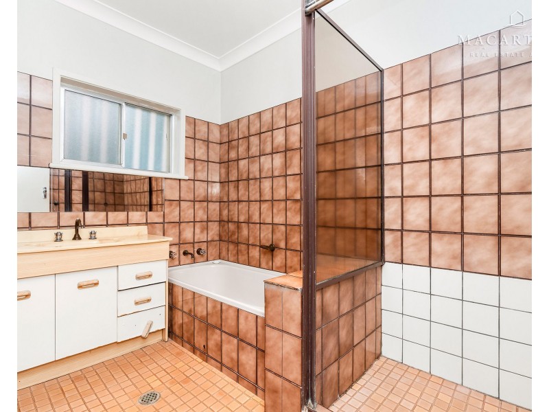 20 Willow Street, Kooringal NSW 2650