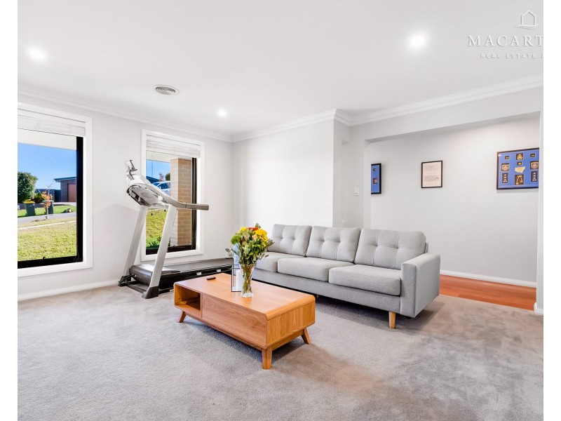 5 Eureka Street, Estella NSW 2650