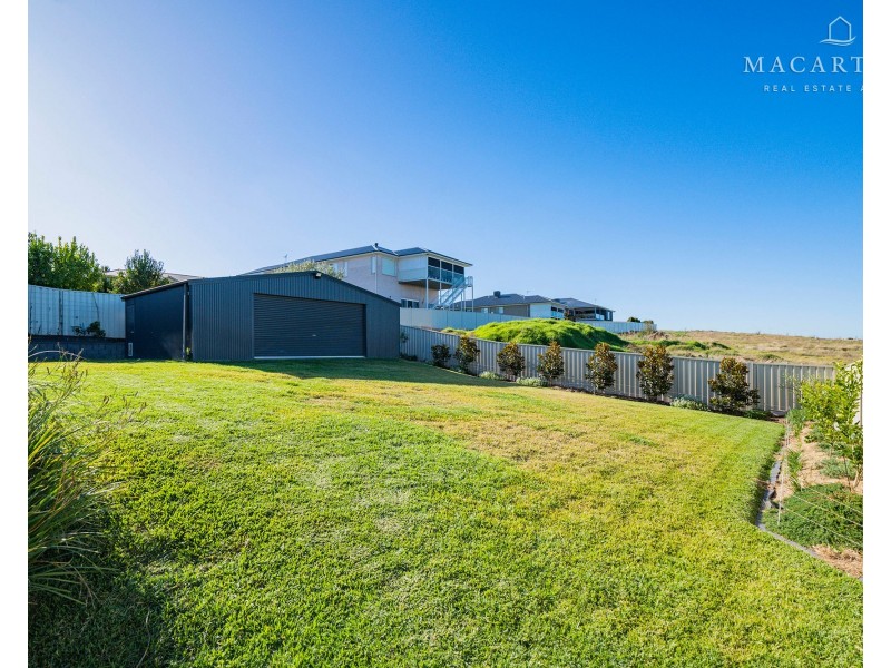 5 Eureka Street, Estella NSW 2650