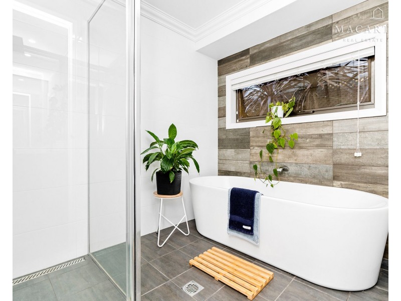 5 Eureka Street, Estella NSW 2650