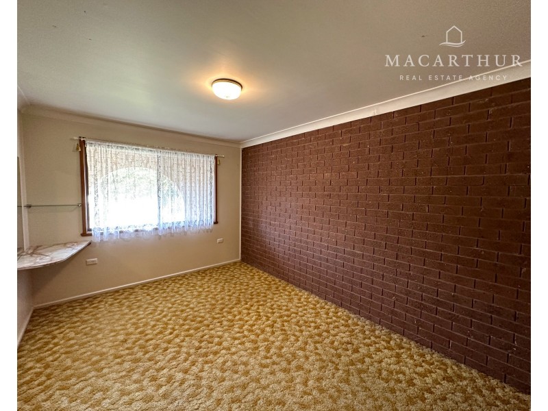 2/56 Walana Crescent, Kooringal NSW 2650