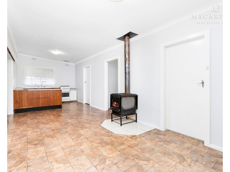 2-6 Alfred Street, Oura NSW 2650