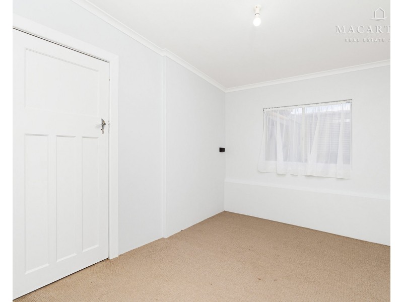 2-6 Alfred Street, Oura NSW 2650