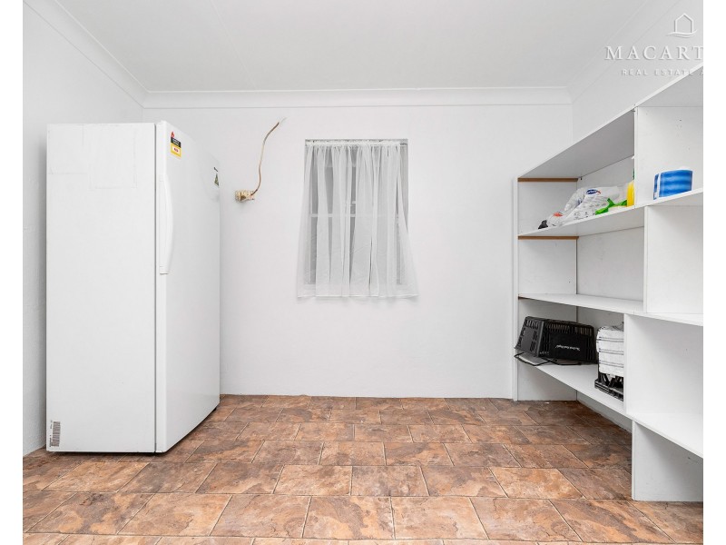 2-6 Alfred Street, Oura NSW 2650