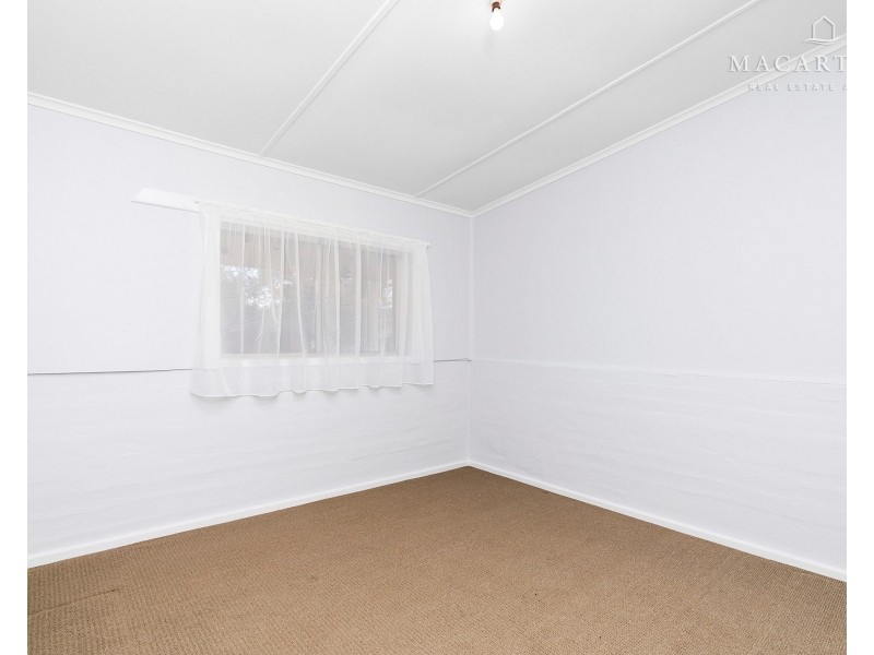 2-6 Alfred Street, Oura NSW 2650