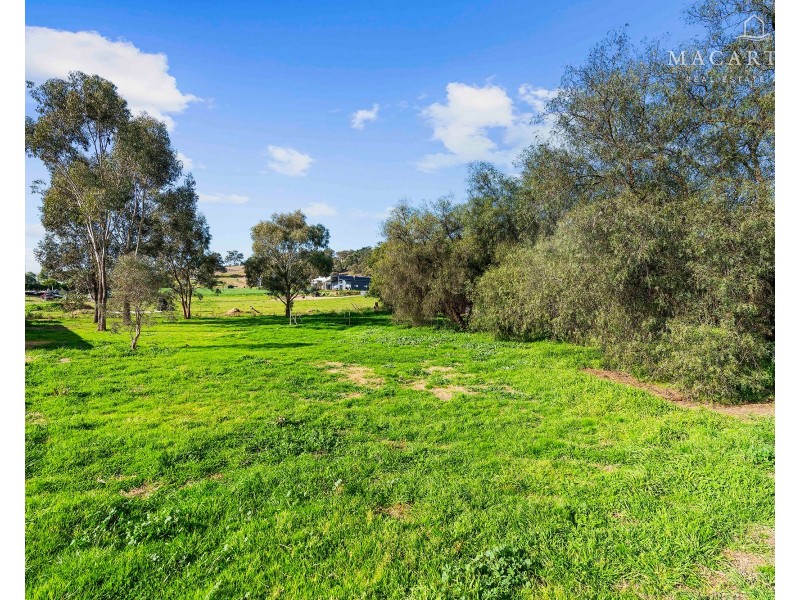 2-6 Alfred Street, Oura NSW 2650
