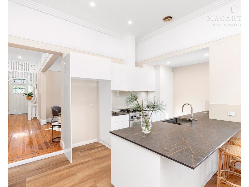 17 Gormly Avenue, Wagga Wagga NSW 2650