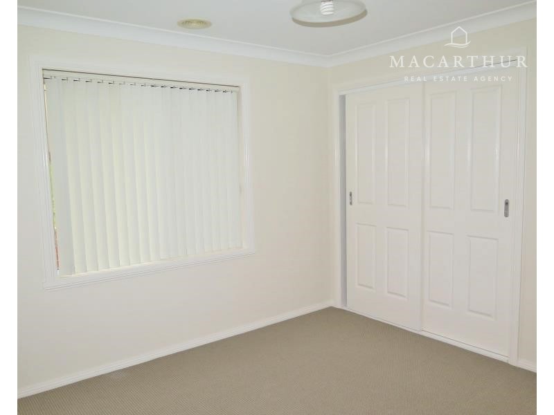 44 Yarrawah Cresent, Bourkelands NSW 2650